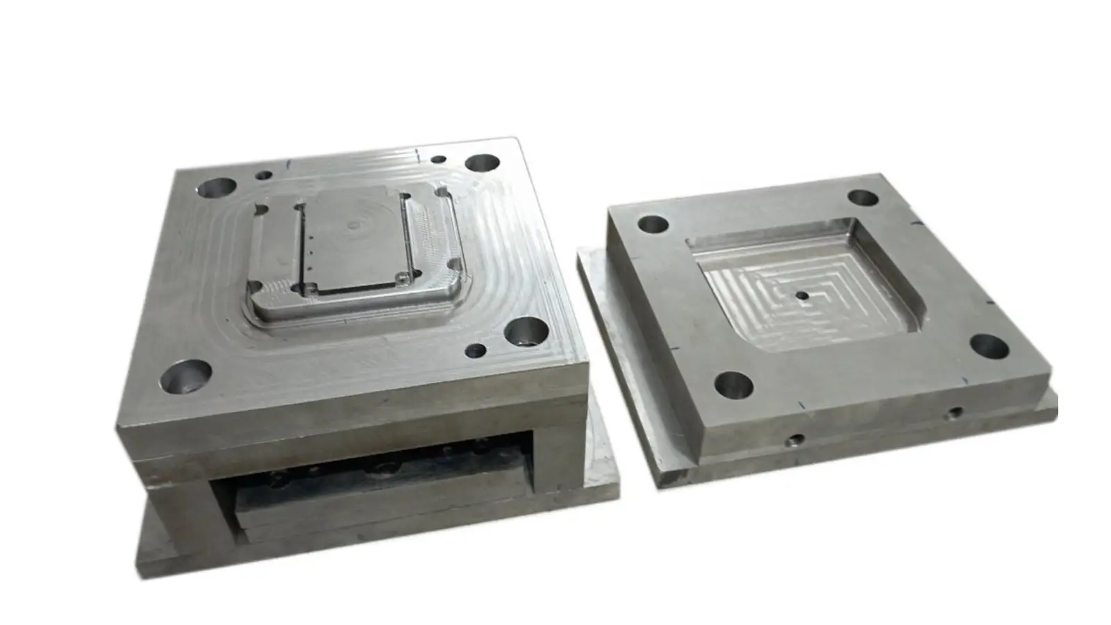 Steel mold blocks for manufacturing parts
