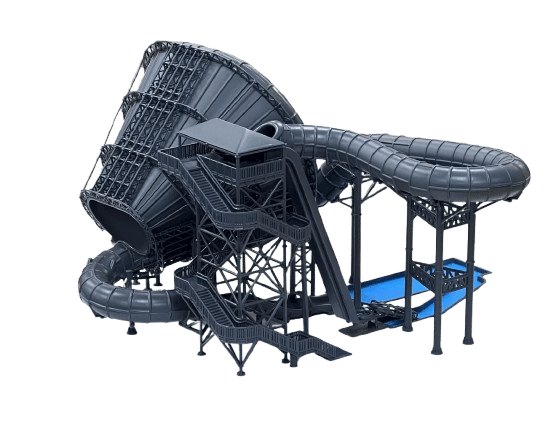 白で隔離された大きなスパイラルウォータースライド構造。